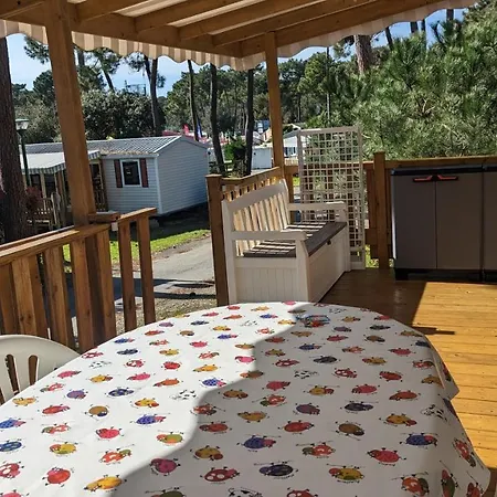 Mobilhome Eleganzia 713 Bonne Anse Plage Camping *